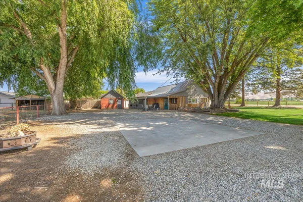 $660,000 | 2525 South Johns Avenue, Emmett, ID 83617