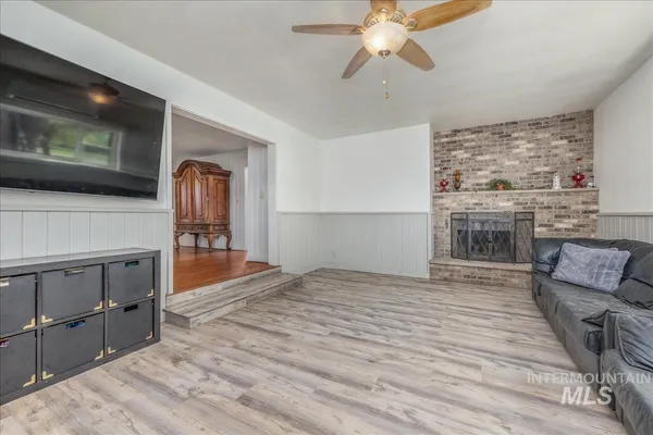 $660,000 | 2525 South Johns Avenue, Emmett, ID 83617