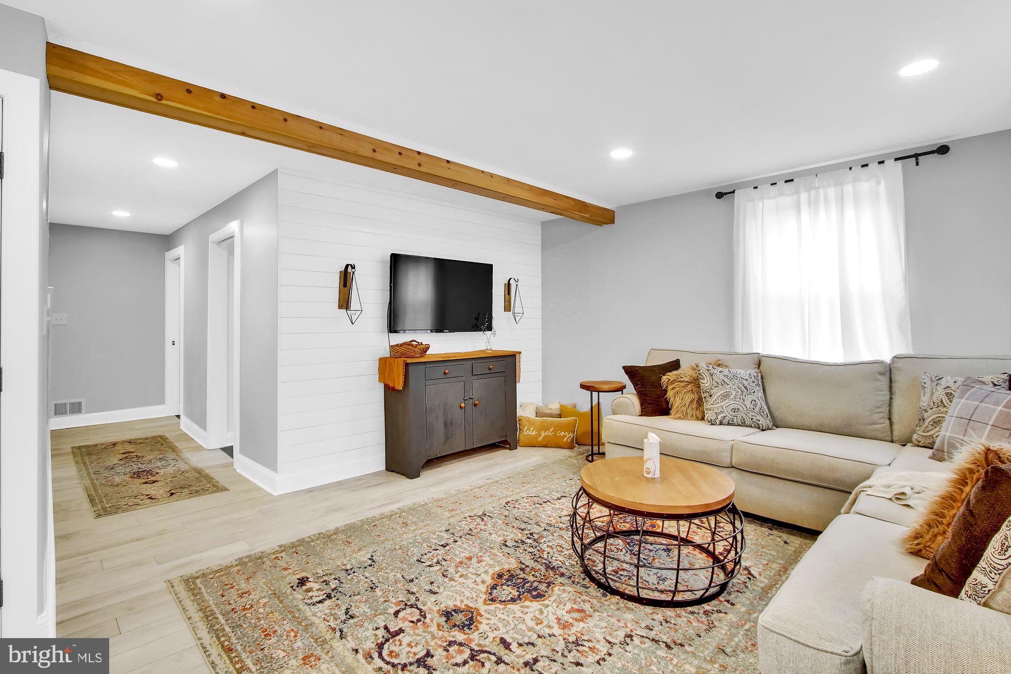 4219 Lewisberry Road York, PA 17404 - Photo 5 of 42 Gallery Image 5