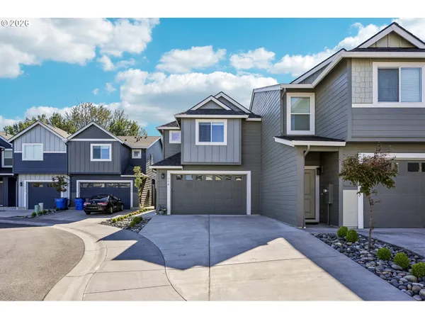 $440,000 | 330 South Keller Court, Ridgefield, WA 98642