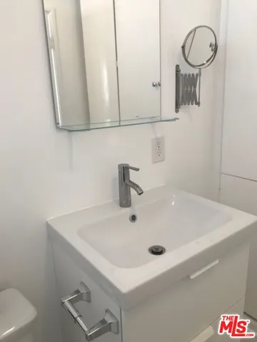 $2,695,000 | 1453 South Westgate Avenue, Los Angeles, CA 90025