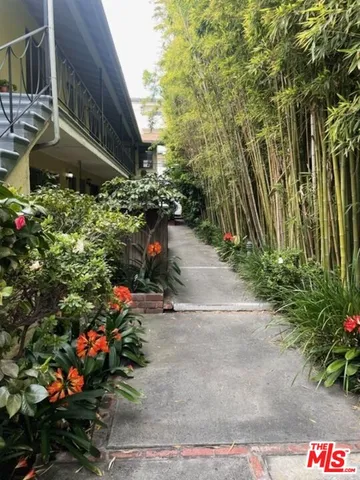 $2,695,000 | 1453 South Westgate Avenue, Los Angeles, CA 90025