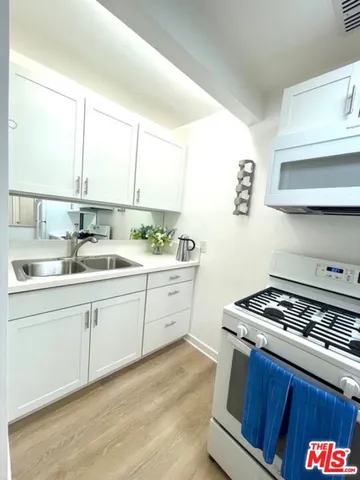 $2,695,000 | 1453 South Westgate Avenue, Los Angeles, CA 90025