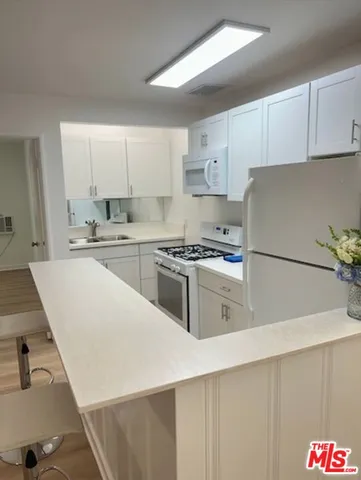 $2,695,000 | 1453 South Westgate Avenue, Los Angeles, CA 90025