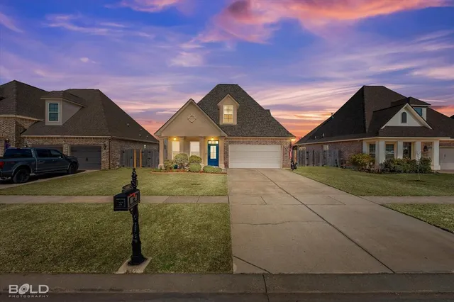 $379,000 | 1034 Maize Street, Bossier City, LA 71111