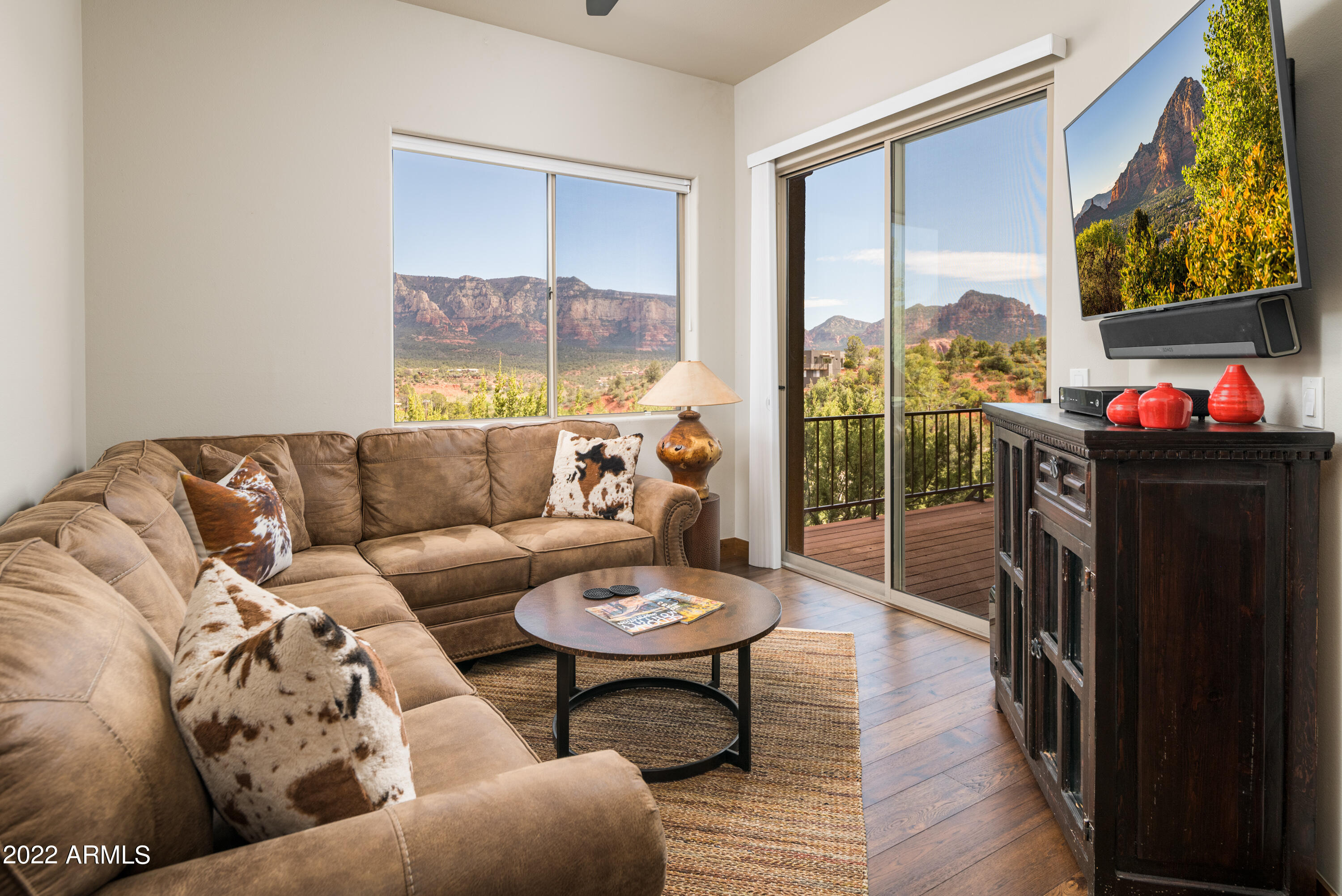 170 Kashmir Road Sedona, AZ 86336 - Photo 23 of 35 Guest Bedroom 2 Main Level