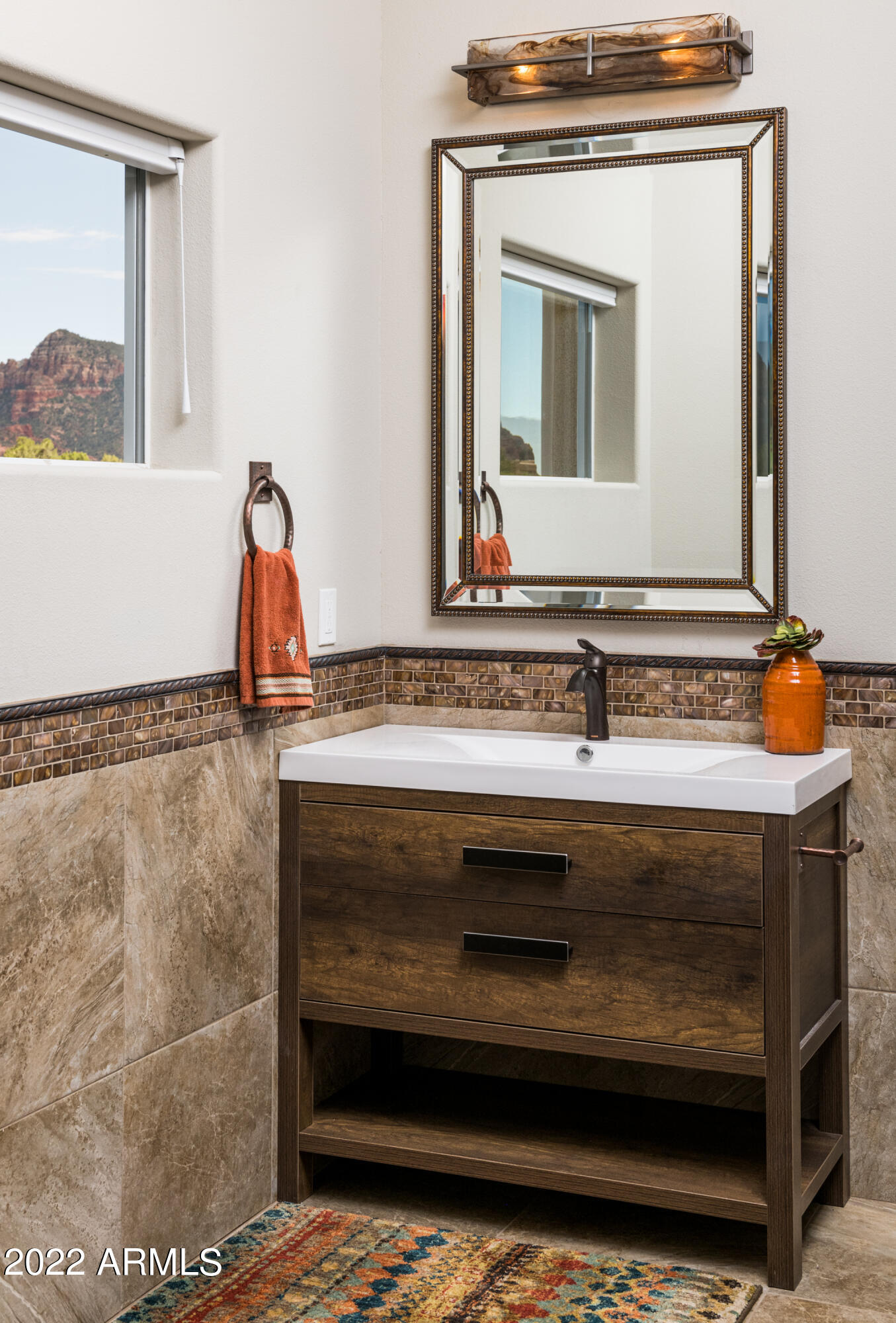 170 Kashmir Road Sedona, AZ 86336 - Photo 24 of 35 Bathroom 1 Main Level