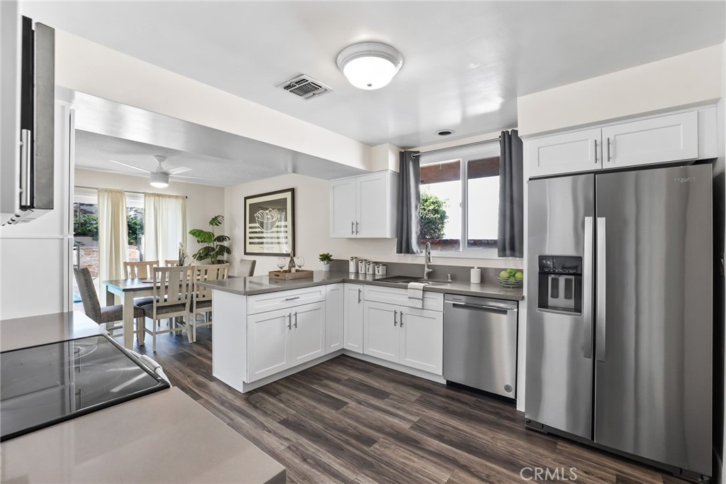 451 Margo Avenue Long Beach, CA 90803 - Photo 20 of 59