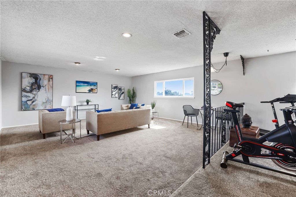 451 Margo Avenue Long Beach, CA 90803 - Photo 35 of 59