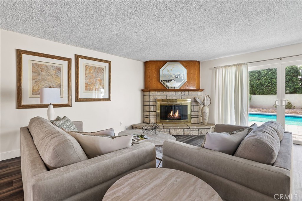 451 Margo Avenue Long Beach, CA 90803 - Photo 6 of 59