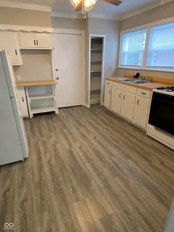 $1,145 | 5338 Winthrop Avenue, Indianapolis, IN 46220