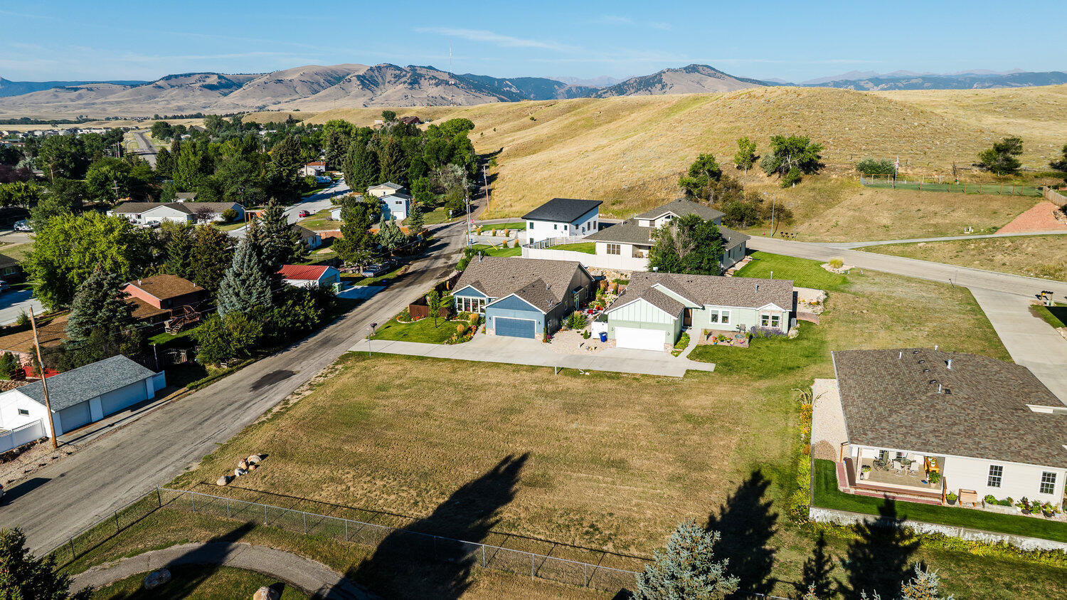 190 West Lott Street Buffalo, WY 82834 - Photo 3 of 11 003_dji_20250825081527_0252_d_961