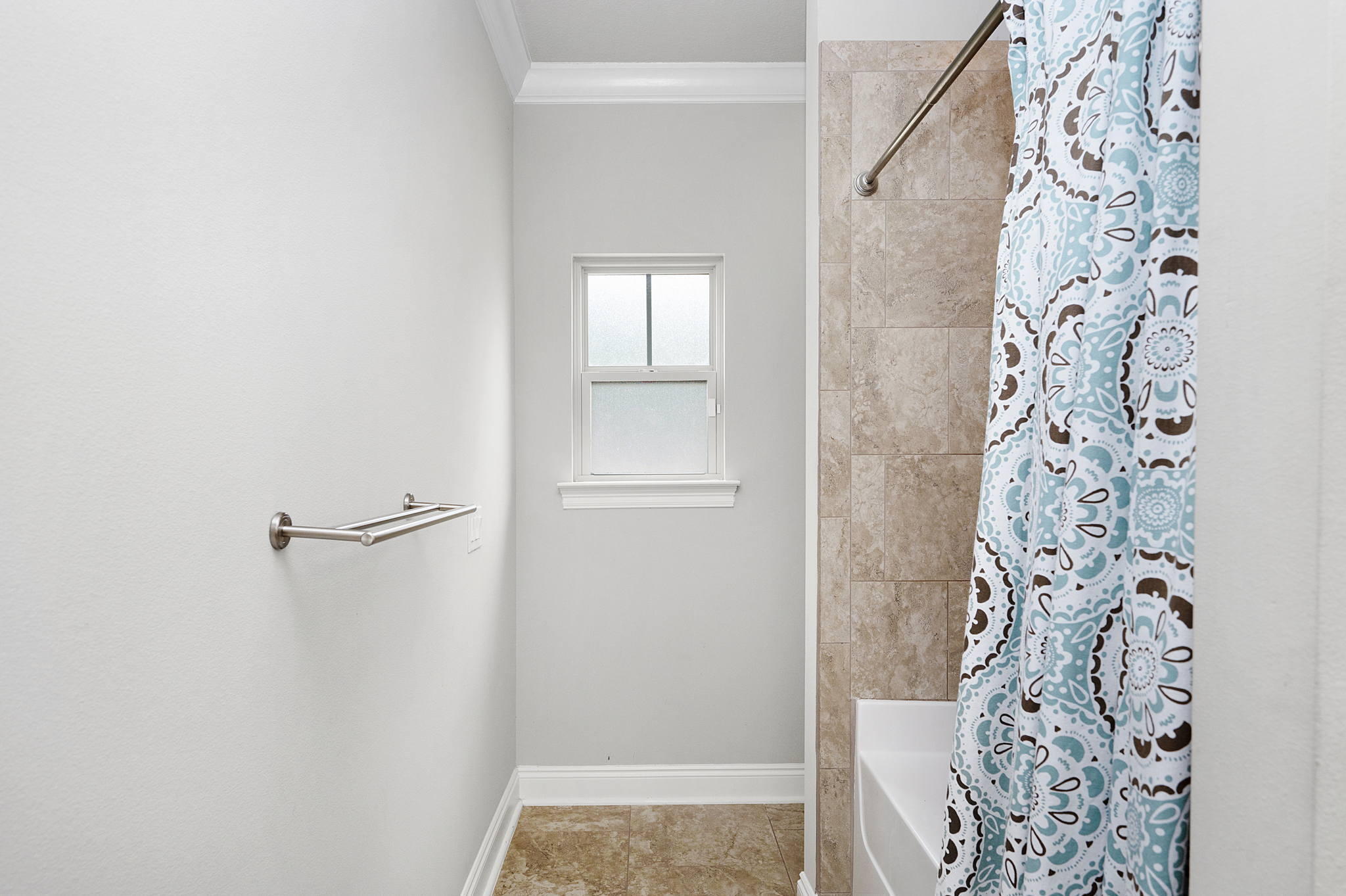 9018 Timber Lane Navarre, FL 32566 - Photo 16 of 39 a view of bathroom with shower