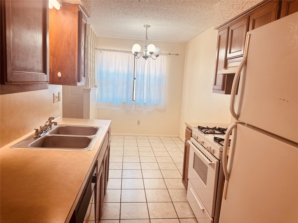 12810 Hymeadow Drive, Unit A Austin, TX 78729 - Photo 5 of 15