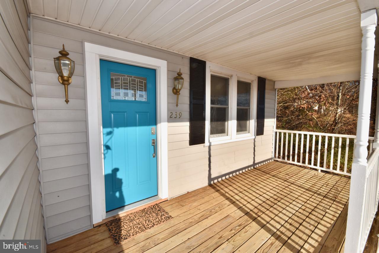 239 Butler Road Fredericksburg, VA 22405 - Photo 2 of 24