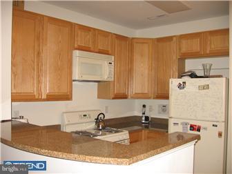 33 Turtle Court Delanco, NJ 08075 - Photo 3 of 9 Kitchen