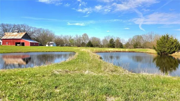 $429,000 | 2395 A 135th Street, Mapleton, KS 66754