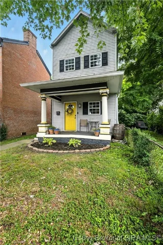 $189,000 | 613 West Market Street, New Albany, IN 47150