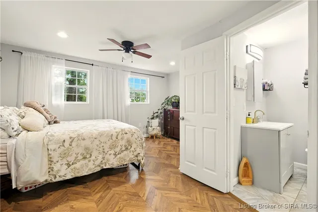 $189,000 | 613 West Market Street, New Albany, IN 47150