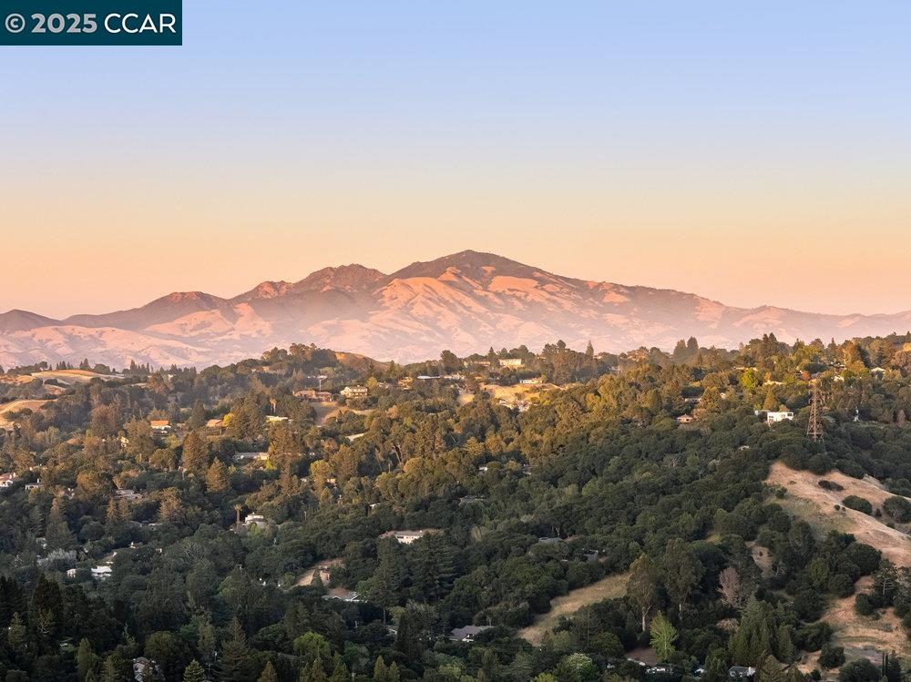 128 Oak Road Orinda, CA 94563 - Photo 25 of 26