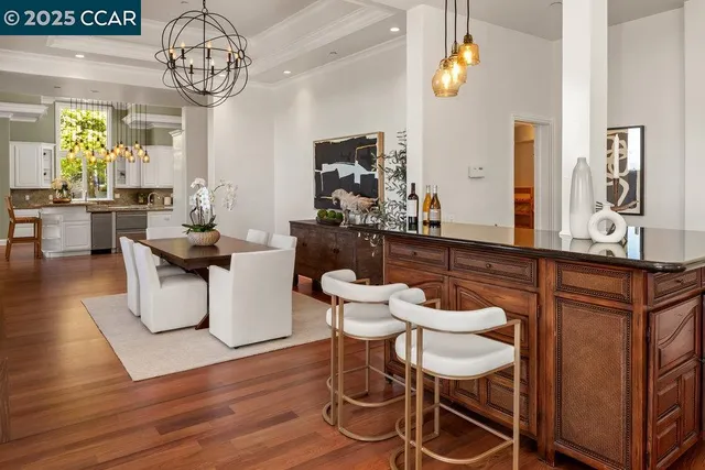 $2,750,000 | 128 Oak Road, Orinda, CA 94563