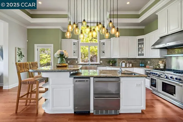 $2,750,000 | 128 Oak Road, Orinda, CA 94563