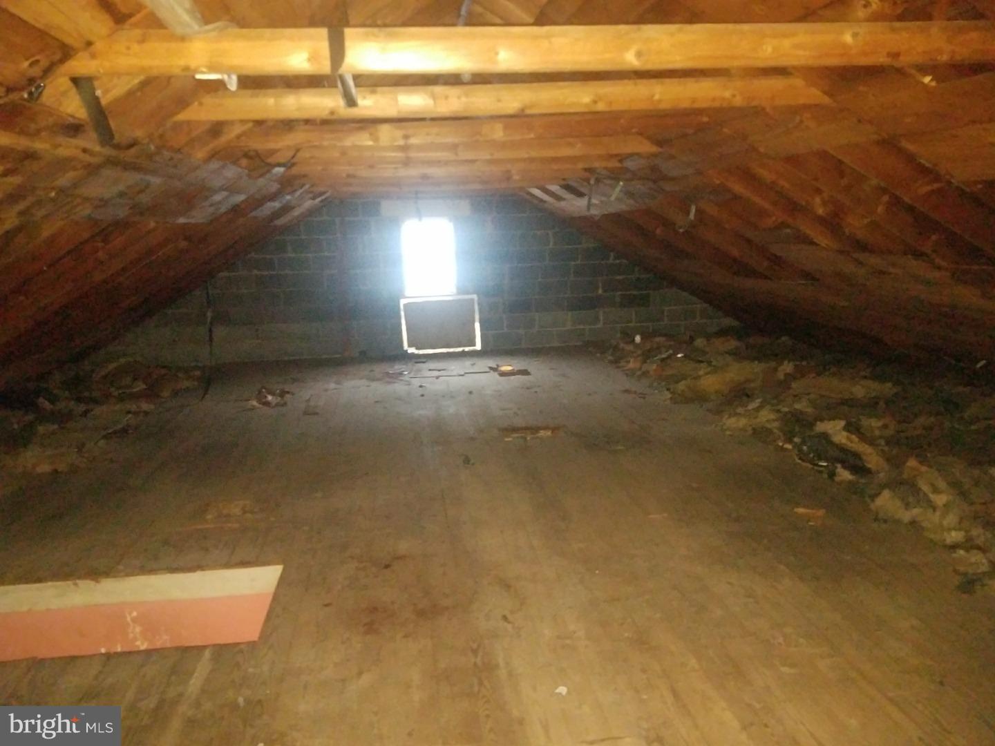 529 Democrat Road Gibbstown, NJ 08027 - Photo 28 of 28 Walk-Up Attic