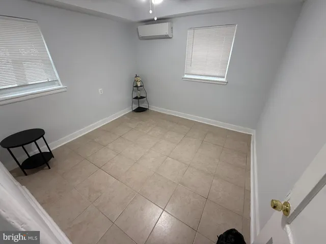 $1,550 | 618 Notabene Drive, Unit 2, Alexandria, VA 22305