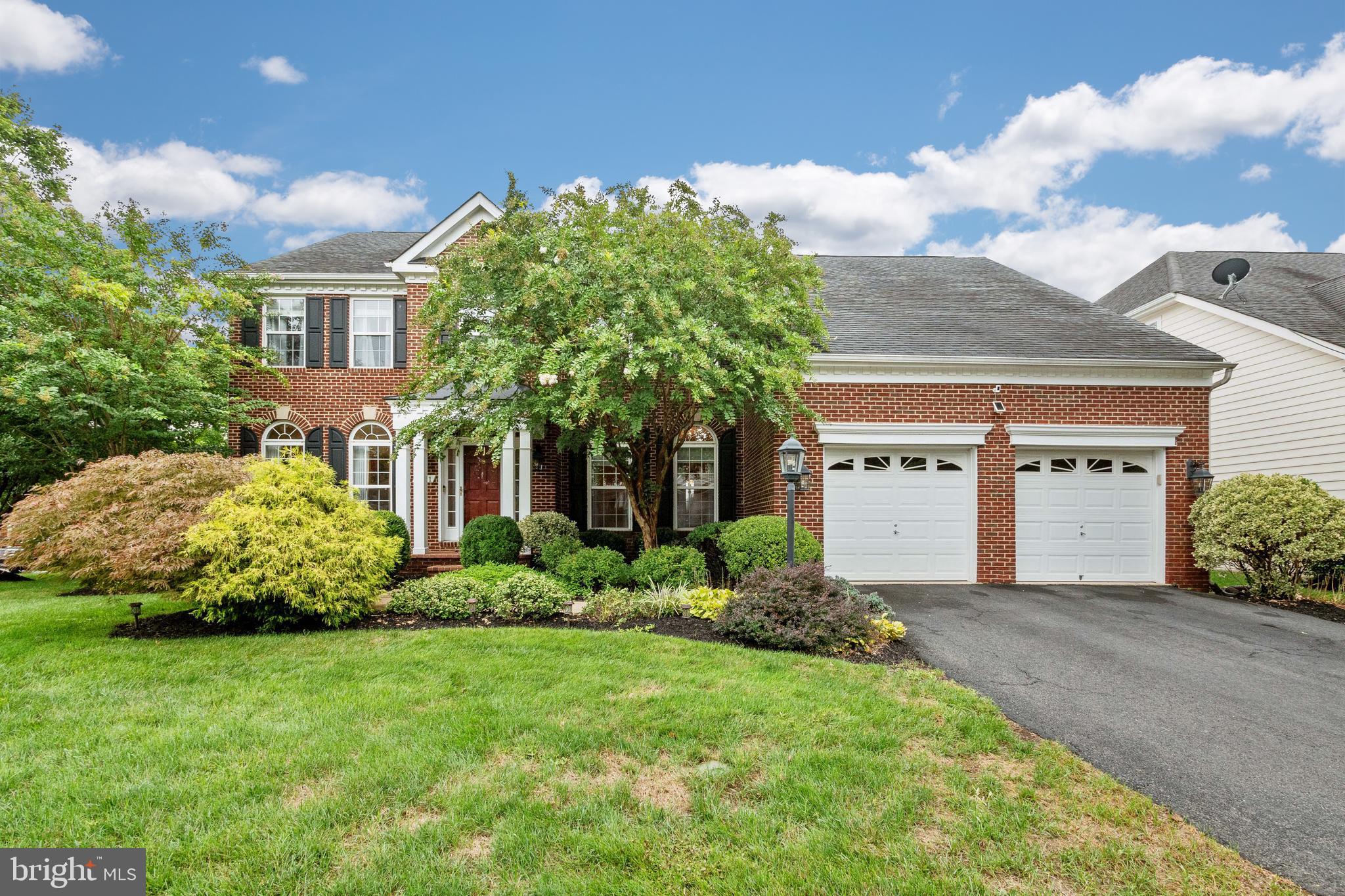 8701 Lords View Loop Gainesville, VA 20155 - Photo 2 of 49 Gallery Image 2