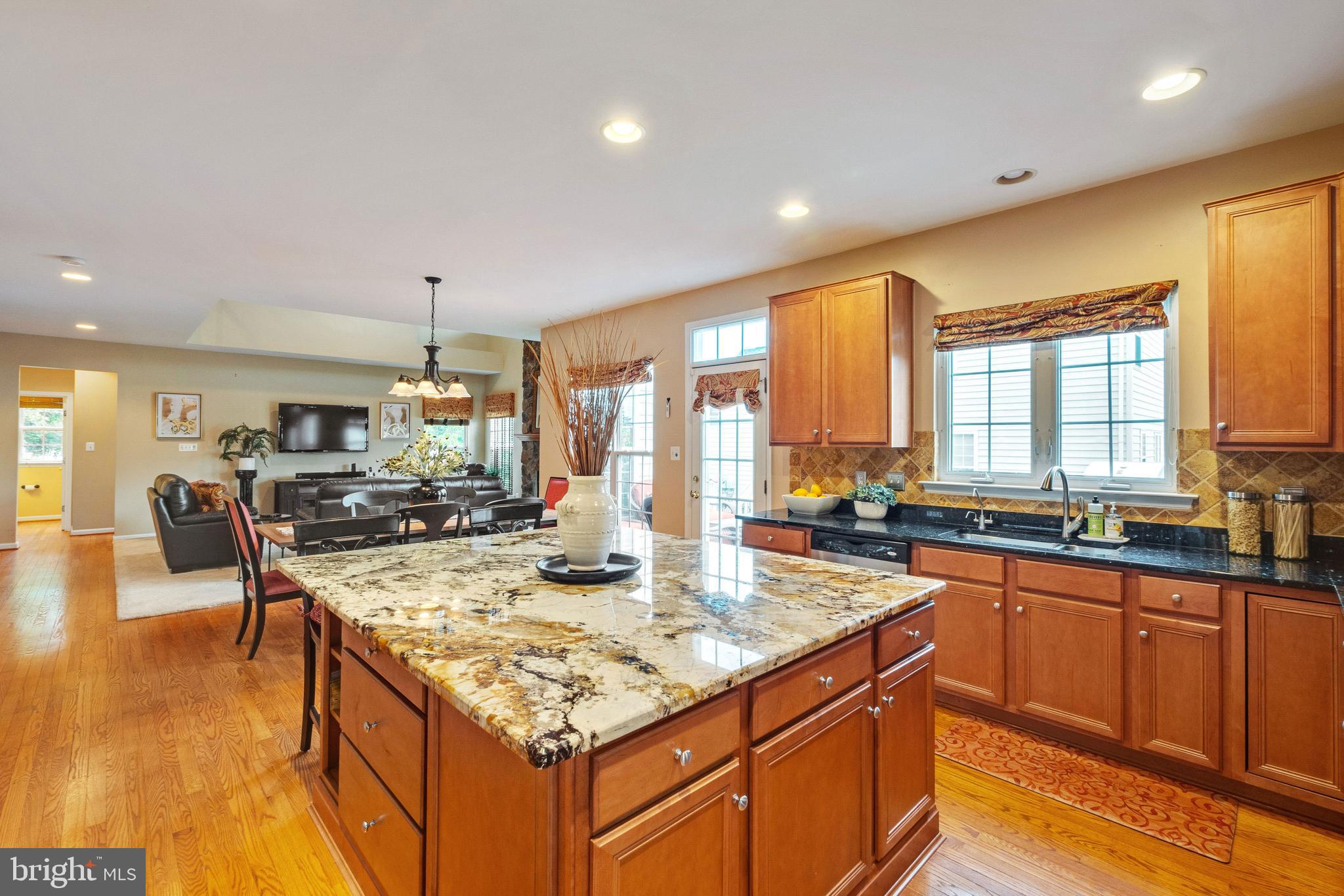 8701 Lords View Loop Gainesville, VA 20155 - Photo 19 of 49 Gallery Image 19