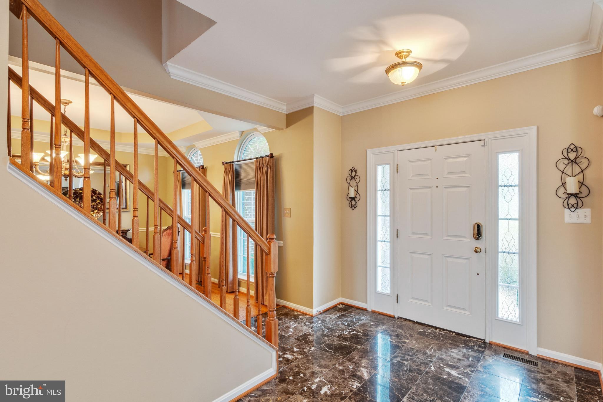8701 Lords View Loop Gainesville, VA 20155 - Photo 3 of 49 Gallery Image 3