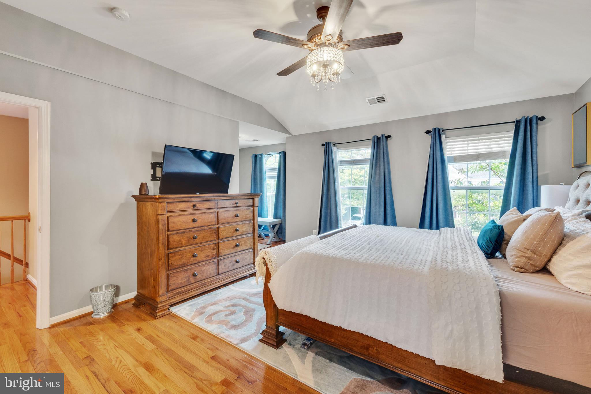 8701 Lords View Loop Gainesville, VA 20155 - Photo 22 of 49 Gallery Image 22