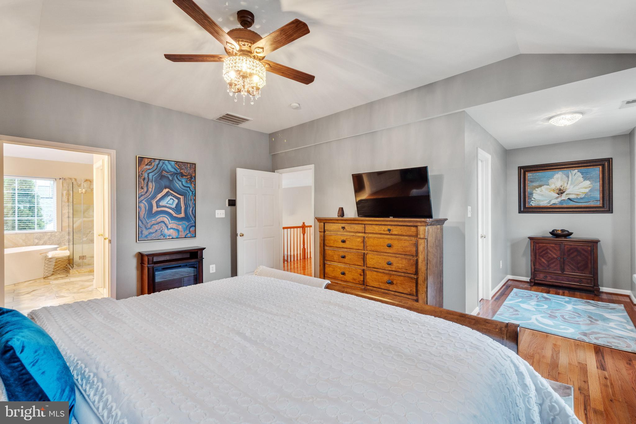 8701 Lords View Loop Gainesville, VA 20155 - Photo 23 of 49 Gallery Image 23