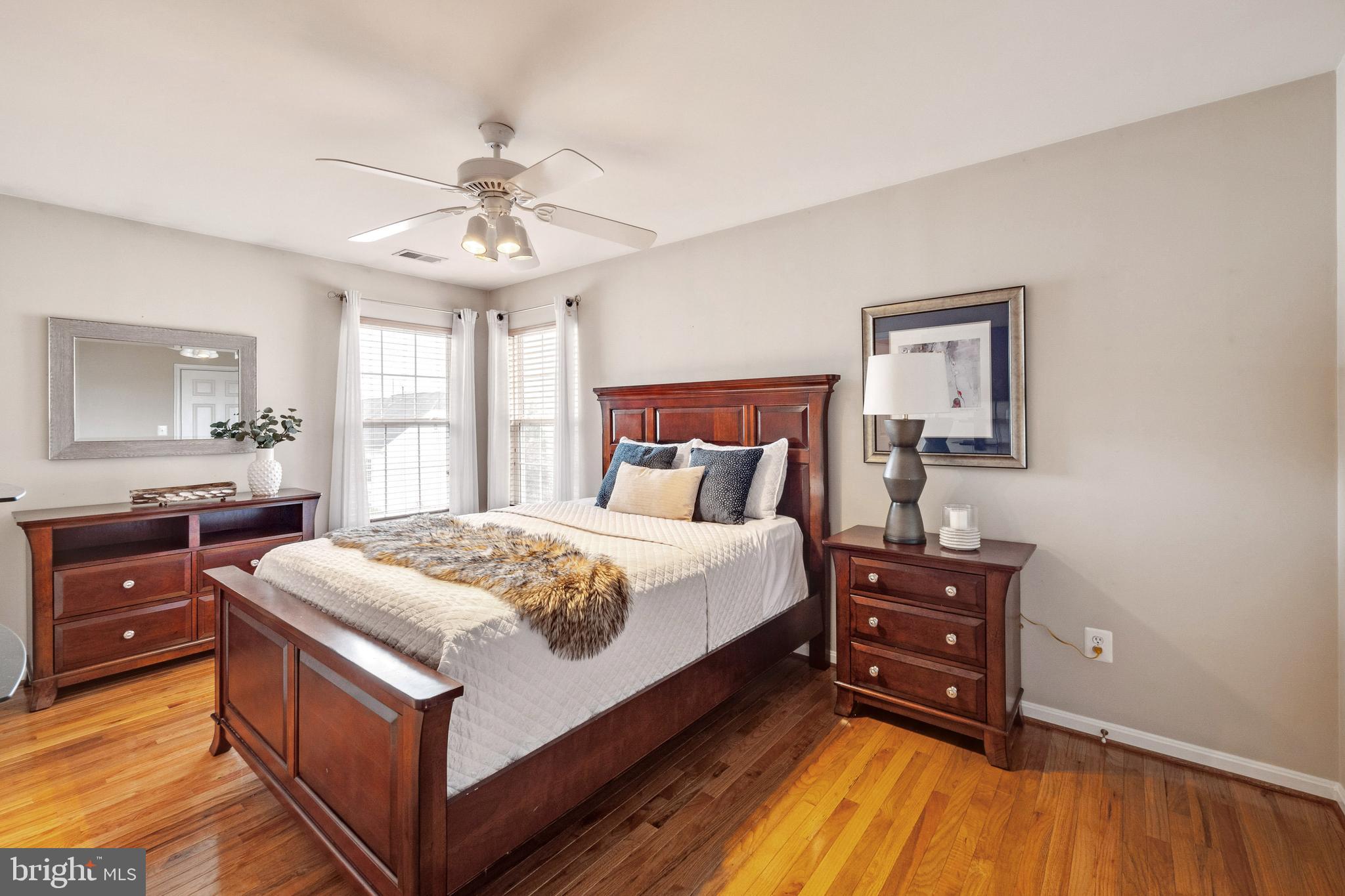8701 Lords View Loop Gainesville, VA 20155 - Photo 28 of 49 Gallery Image 28
