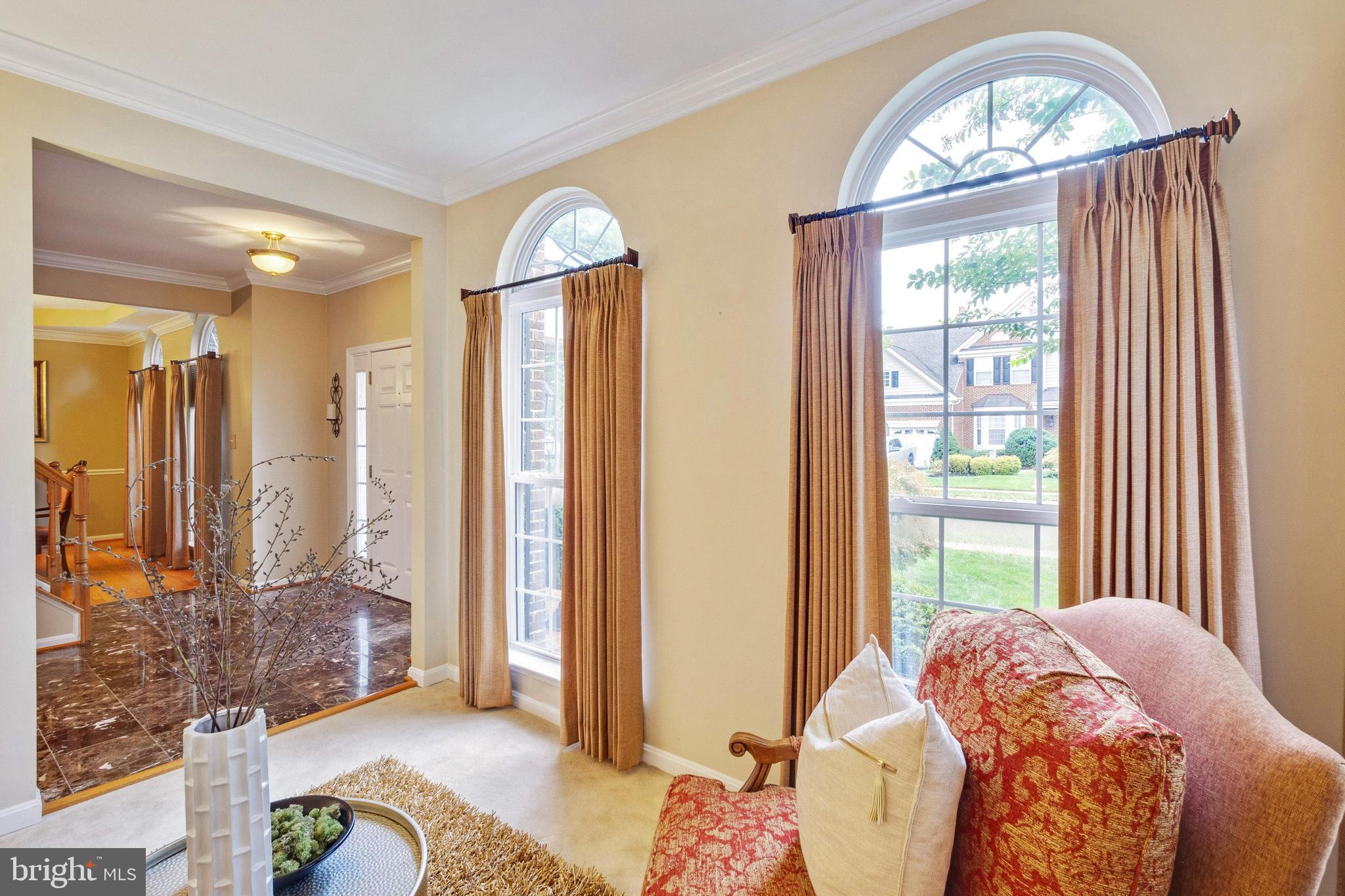 8701 Lords View Loop Gainesville, VA 20155 - Photo 5 of 49 Gallery Image 5