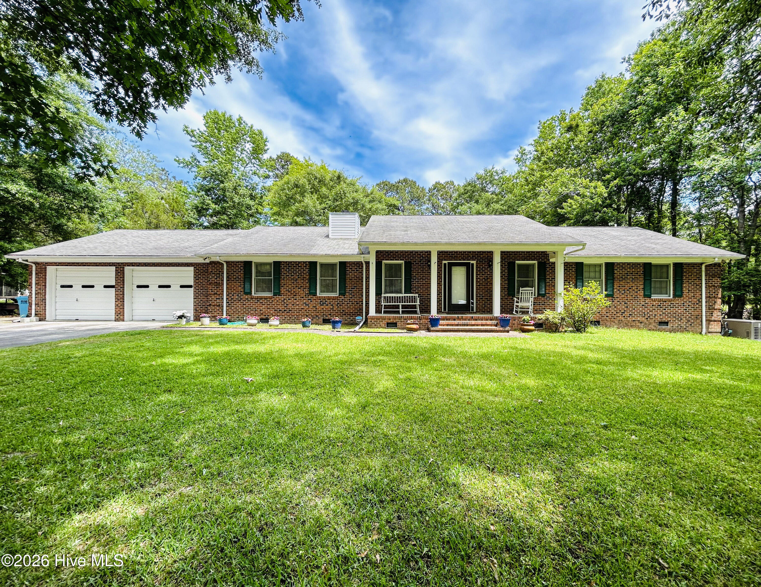 108 Deerfield Road Jacksonville, NC 28540 - Photo 1 of 86 70-IMG_9893