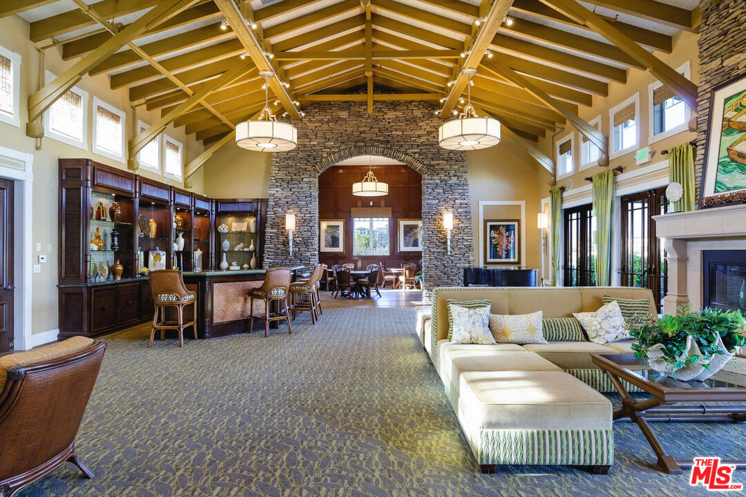 4082 Tradewinds Drive Oxnard, CA 93035 - Photo 13 of 23