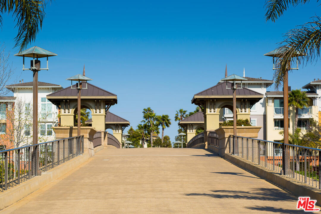 4082 Tradewinds Drive Oxnard, CA 93035 - Photo 17 of 23