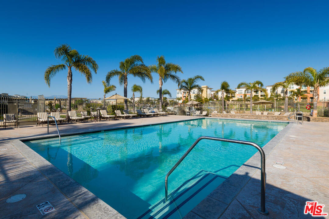 4082 Tradewinds Drive Oxnard, CA 93035 - Photo 19 of 23