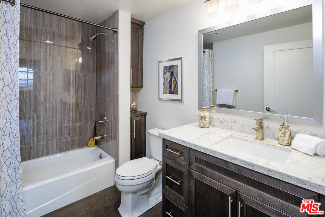 4082 Tradewinds Drive Oxnard, CA 93035 - Photo 8 of 23