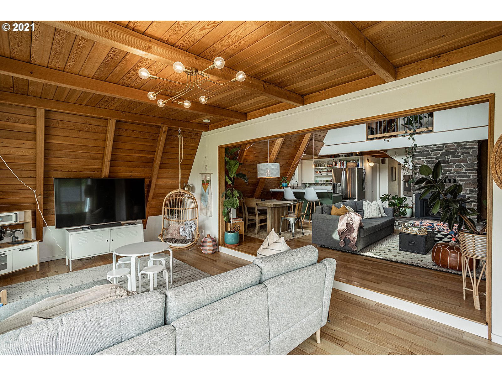 920 Thistle Road Hood River, OR 97031 - Photo 14 of 32 Gallery Image 14