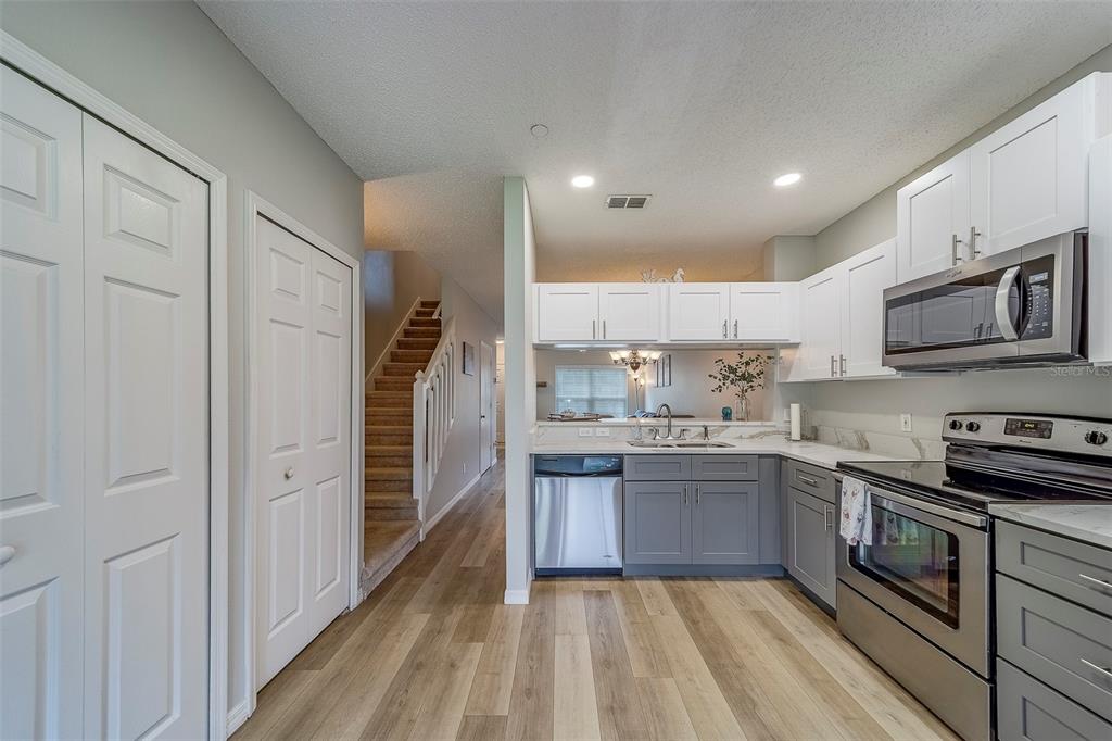 367 Countryside Key Boulevard Oldsmar, FL 34677 - Photo 14 of 30 Gallery Image 14