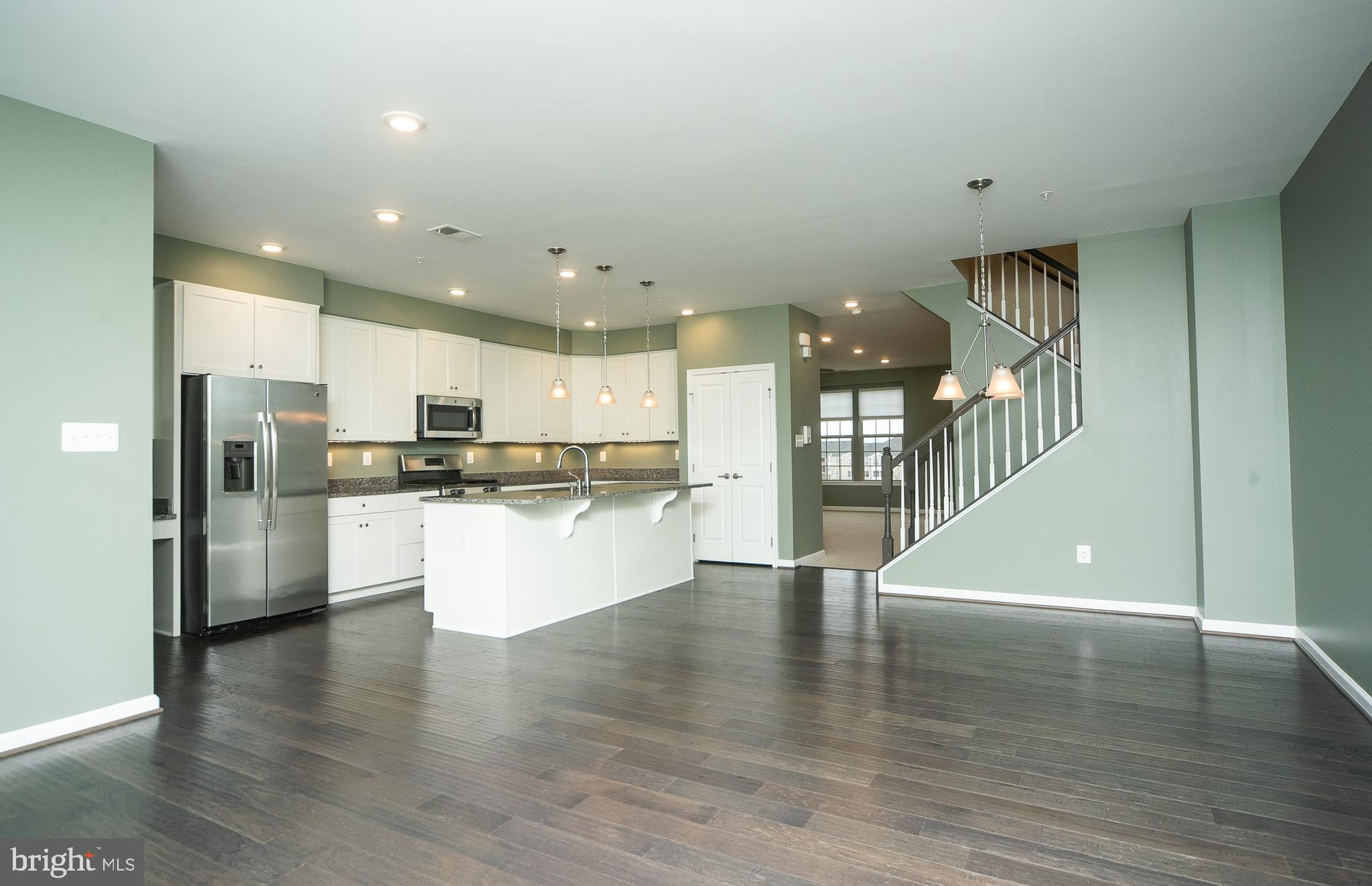 8042 Orchard Grove Road, Unit 22 Odenton, MD 21113 - Photo 8 of 35 Gallery Image 8