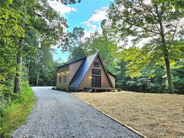 $369,900 | 10105 West Sr 56, Lexington, IN 47138