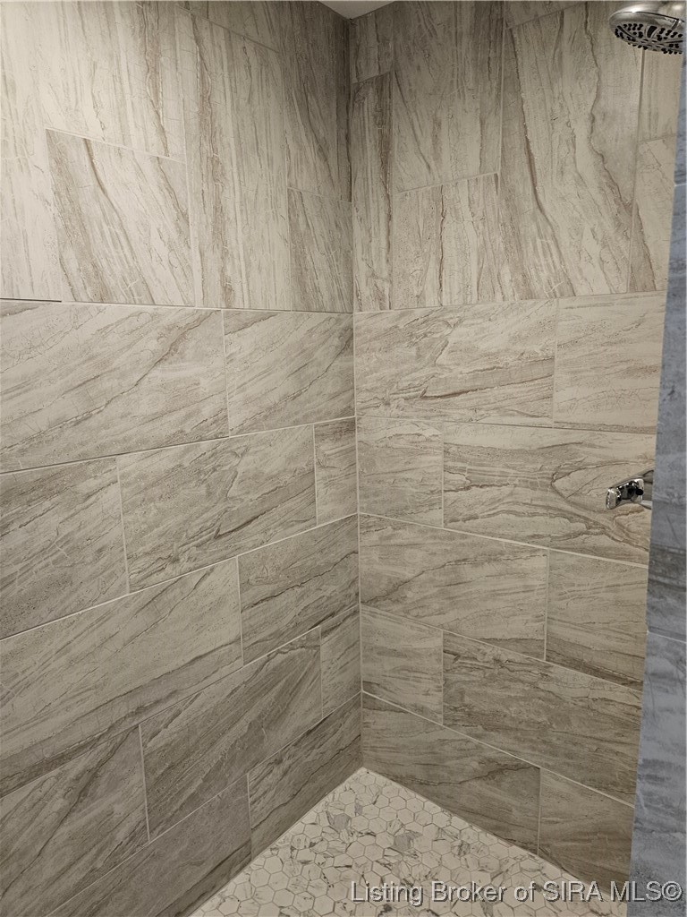 10105 West Sr 56 Lexington, IN 47138 - Photo 21 of 41