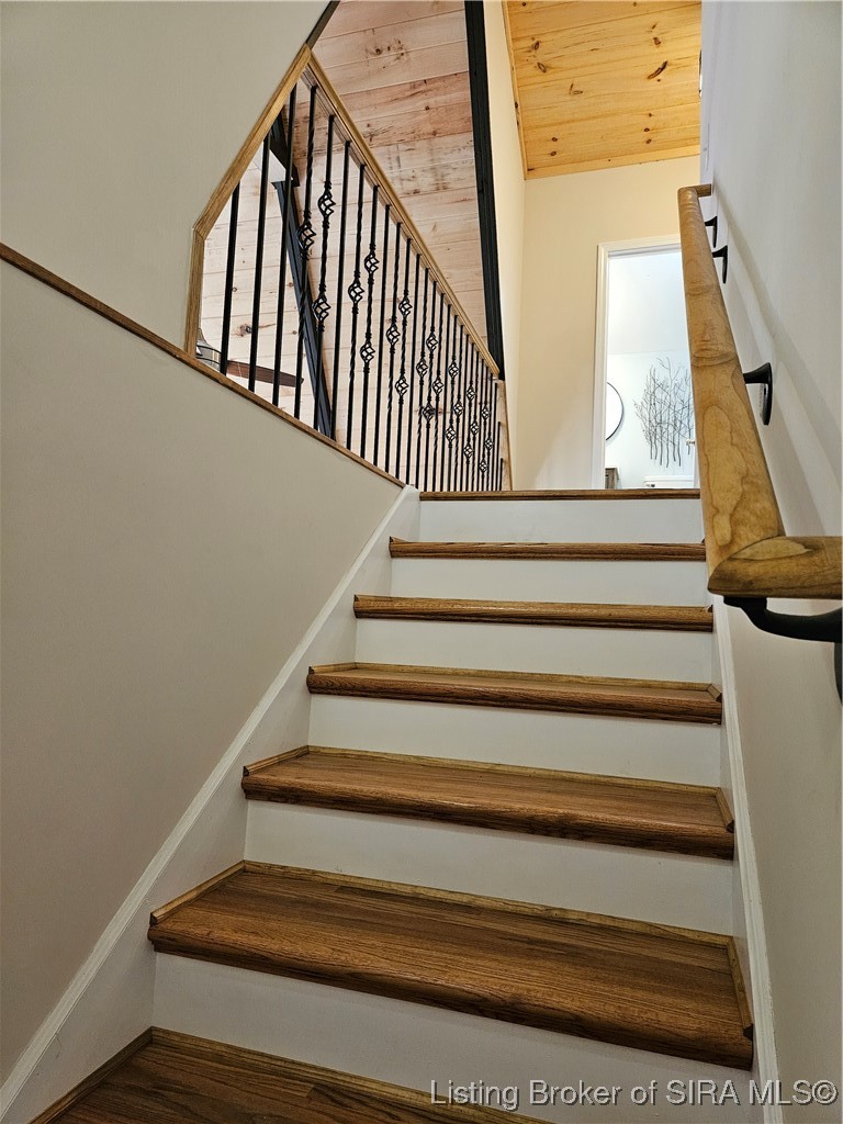 10105 West Sr 56 Lexington, IN 47138 - Photo 25 of 41