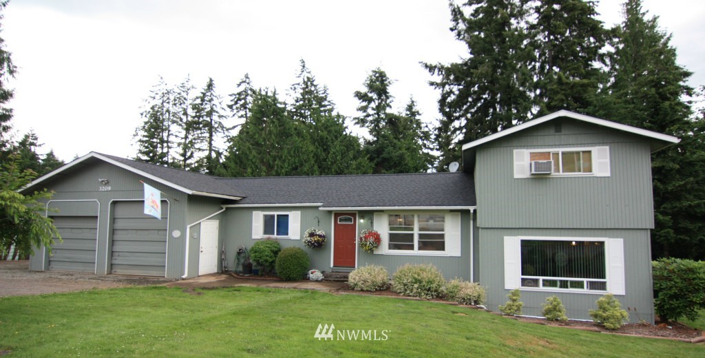 3209 Laurel Road Longview, WA 98632 - Photo 1 of 9 Gallery Image 1