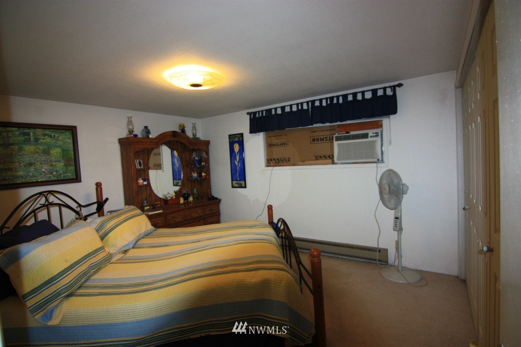 3209 Laurel Road Longview, WA 98632 - Photo 8 of 9 Gallery Image 8