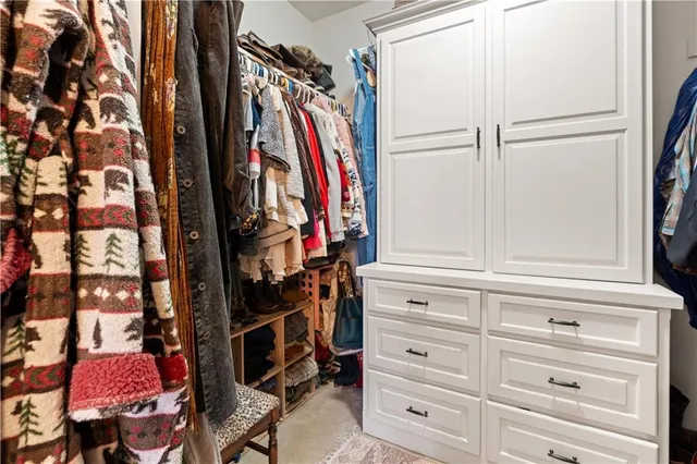 $712,000 | 5845 Southeast McCoy Lane, Lawson, MO 64062