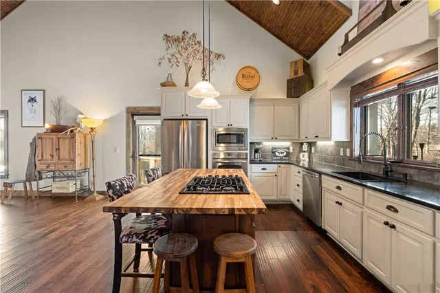 $712,000 | 5845 Southeast McCoy Lane, Lawson, MO 64062